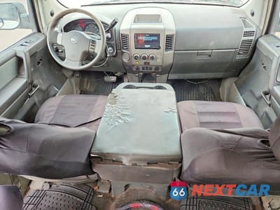 Zdjęcie 8 z 12 samochodu: 2004 NISSAN TITAN XE VIN:1N6AA07A34N584058 - miniatura
