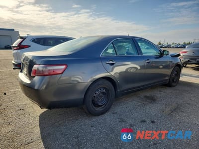 Trzecie zdjęcie samochodu z tyłu: 2007 TOYOTA CAMRY LE VIN:4T1BE46K17U504632 - miniatura