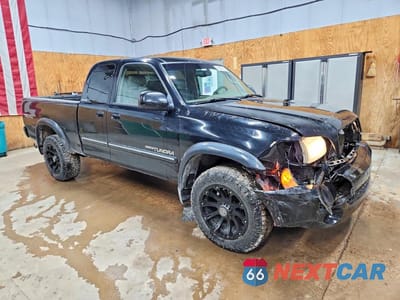 Czwarte zdjęcie samochodu z boku: 2003 TOYOTA TUNDRA LIMITED VIN:5TBBT48133S430846 - miniatura