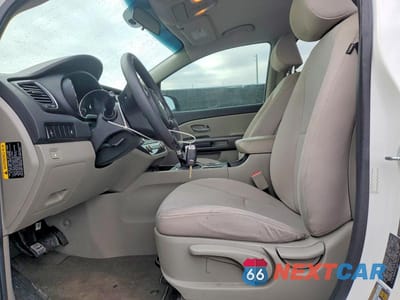 Zdjęcie 7 z 14 samochodu: 2020 KIA SEDONA L VIN:KNDMA5C16L6601947 - miniatura