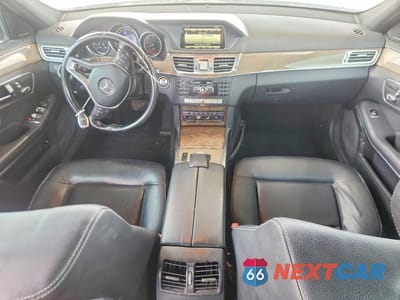 Zdjęcie 8 z 11 samochodu: 2014 MERCEDES-BENZ E 350 4MATIC VIN:WDDHF8JB6EA817934 - miniatura