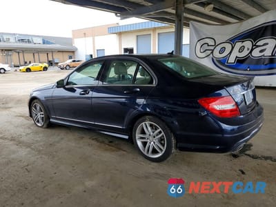 Drugie zdjęcie samochodu z przodu: 2014 MERCEDES-BENZ C 300 4MATIC VIN:WDDGF8AB0EG181763 - miniatura