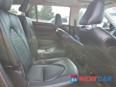 Zdjęcie 11 z 12 samochodu: 2022 TOYOTA HIGHLANDER XLE VIN:5TDHZRBH4NS575741 - miniatura