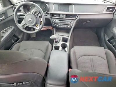 Zdjęcie 8 z 12 samochodu: 2018 KIA OPTIMA LX VIN:5XXGT4L38JG204872 - miniatura