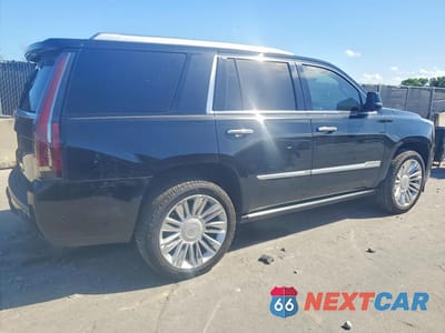 Trzecie zdjęcie samochodu z tyłu: 2019 CADILLAC ESCALADE PLATINUM VIN:1GYS4DKJ3KR149523 - miniatura