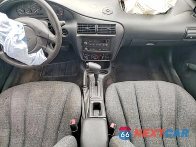 Zdjęcie 8 z 13 samochodu: 2004 CHEV CAVALIER VIN:1G1JC52F247289754 - miniatura