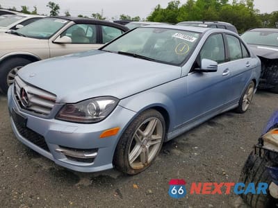 2013 MERCEDES-BENZ C 250 WDDGF4HB9DA781391 - główne zdjęcie licytacji z USA - miniatura