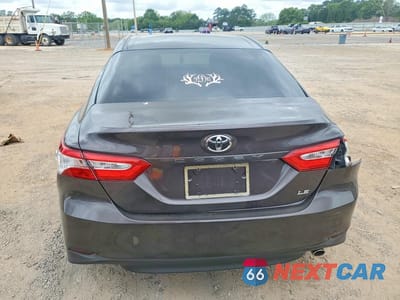 Zdjęcie 6 z 12 samochodu: 2018 TOYOTA CAMRY LE VIN:4T1B11HK7JU063913 - miniatura