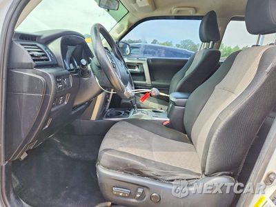 Zdjęcie 7 z 13 samochodu: 2014 TOYOTA 4RUNNER SR5 VIN:JTEZU5JR5E5066281 - miniatura