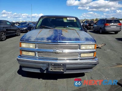 Piąte zdjęcie samochodu w środku: 1996 GMC SIERRA C1500 VIN:2GTEC19M5T1508563 - miniatura