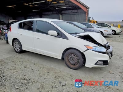 Czwarte zdjęcie samochodu z boku: 2014 HONDA INSIGHT VIN:JHMZE2H31ES000148 - miniatura