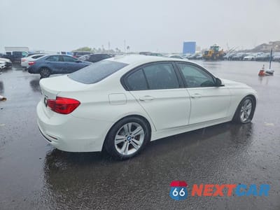 Trzecie zdjęcie samochodu z tyłu: 2016 BMW 328 I SULEV VIN:WBA8E9C5XGK648635 - miniatura