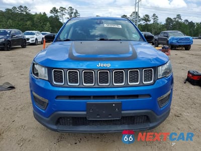Piąte zdjęcie samochodu w środku: 2018 JEEP COMPASS SPORT VIN:3C4NJCAB0JT255109 - miniatura