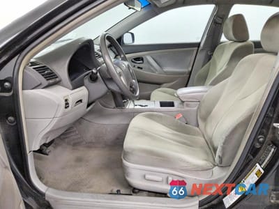 Zdjęcie 7 z 12 samochodu: 2009 TOYOTA CAMRY LE VIN:4T4BE46K99R106268 - miniatura