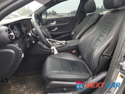 Zdjęcie 7 z 11 samochodu: 2018 MERCEDES-BENZ E 300 4MATIC VIN:WDDZF4KB2JA371898 - miniatura