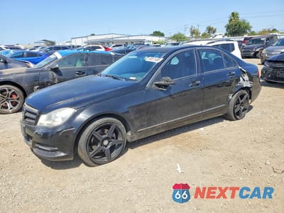 2014 MERCEDES-BENZ C 250 WDDGF4HB2ER316938 - główne zdjęcie licytacji z USA - miniatura