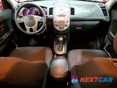 Zdjęcie 8 z 11 samochodu: 2011 KIA SOUL + VIN:KNDJT2A20B7316354 - miniatura