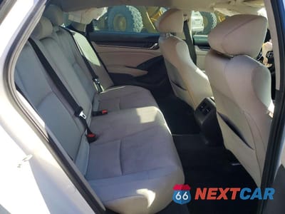 Zdjęcie 10 z 12 samochodu: 2018 HONDA ACCORD EX VIN:1HGCV1F44JA141505 - miniatura