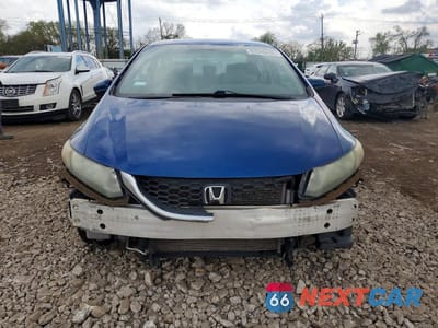 Piąte zdjęcie samochodu w środku: 2014 HONDA CIVIC LX VIN:19XFB2F55EE204813 - miniatura