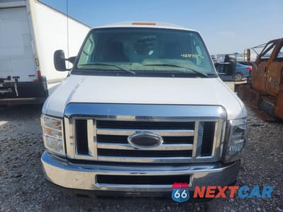 Piąte zdjęcie samochodu w środku: 2014 FORD ECONOLINE E350 SUPER DUTY CUTAWAY VAN VIN:1FDWE3FL9EDA91182 - miniatura