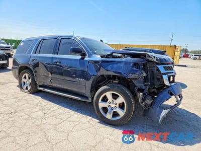 Czwarte zdjęcie samochodu z boku: 2017 CHEVROLET TAHOE C1500 LS VIN:1GNSCAKC9HR263731 - miniatura