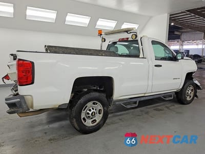 Trzecie zdjęcie samochodu z tyłu: 2015 CHEVROLET SILVERADO C2500 HEAVY DUTY VIN:1GB0CUEGXFZ140912 - miniatura
