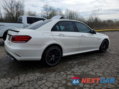 Trzecie zdjęcie samochodu z tyłu: 2014 MERCEDES-BENZ E 63 AMG-S VIN:WDDHF7GB6EA931739 - miniatura