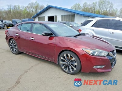 Czwarte zdjęcie samochodu z boku: 2016 NISSAN MAXIMA 3.5 SR VIN:1N4AA6AP8GC403772 - miniatura