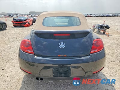 Zdjęcie 6 z 12 samochodu: 2015 VOLKSWAGEN BEETLE 1.8T VIN:3VW517AT1FM802872 - miniatura