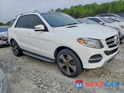 Czwarte zdjęcie samochodu z boku: 2018 MERCEDES-BENZ GLE 350 VIN:4JGDA5JB6JB041715 - miniatura