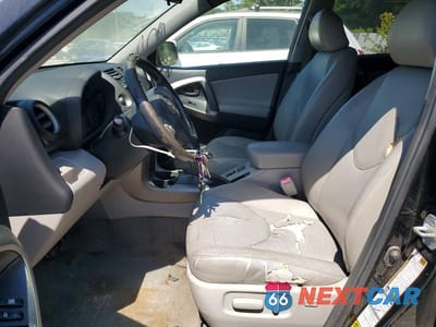 Zdjęcie 7 z 12 samochodu: 2008 TOYOTA RAV4 LIMITED VIN:JTMBD31V086061706 - miniatura