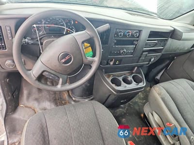 Zdjęcie 8 z 12 samochodu: 2025 GMC SAVANA G2500 VIN:1GTW7AFP1S1166735 - miniatura
