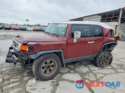 2008 TOYOTA FJ CRUISER BASE JTEZU11F18K003179 - główne zdjęcie licytacji z USA - miniatura