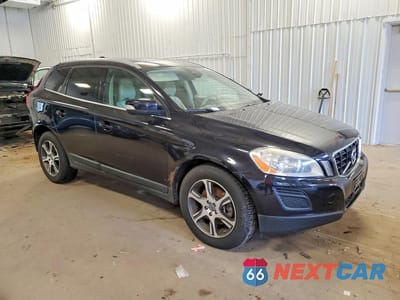 Czwarte zdjęcie samochodu z boku: 2012 VOLVO XC60 T6 VIN:YV4902DZ9C2244201 - miniatura