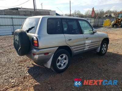 Trzecie zdjęcie samochodu z tyłu: 2000 TOYOTA RAV4 BASE VIN:JT3HP10V0Y7170835 - miniatura