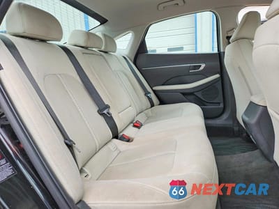 Zdjęcie 10 z 12 samochodu: 2023 HYUNDAI SONATA SEL VIN:KMHL64JA8PA251178 - miniatura