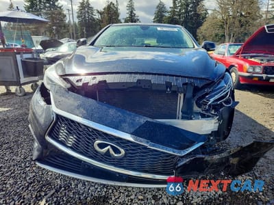 Piąte zdjęcie samochodu w środku: 2018 INFINITI QX30 BASE VIN:SJKCH5CP0JA047047 - miniatura