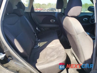 Zdjęcie 11 z 12 samochodu: 2016 KIA SOUL BASE VIN:KNDJN2A22G7383054 - miniatura