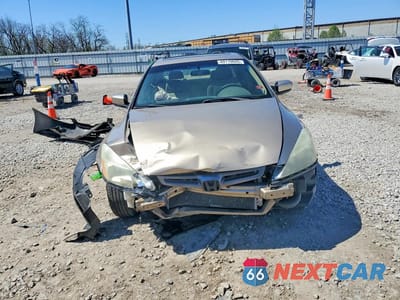 Piąte zdjęcie samochodu w środku: 2005 HONDA ACCORD EX VIN:1HGCM56715A063193 - miniatura