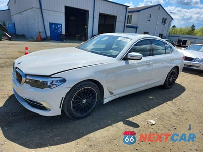 2018 BMW 530XE WBAJB1C53JB084961 - główne zdjęcie licytacji z USA - miniatura
