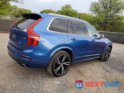 Trzecie zdjęcie samochodu z tyłu: 2016 VOLVO XC90 T6 VIN:YV4A22PM7G1081471 - miniatura