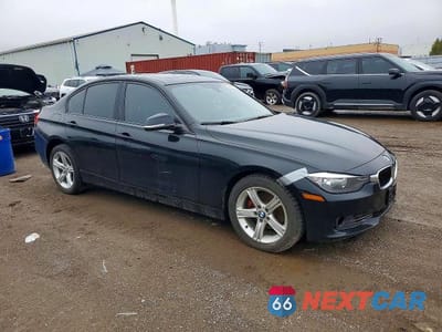 Czwarte zdjęcie samochodu z boku: 2013 BMW 328 XI VIN:WBA3B3C51DF540330 - miniatura