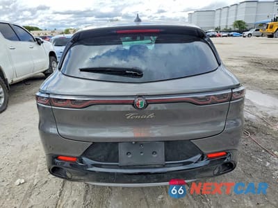Zdjęcie 6 z 12 samochodu: 2024 ALFA ROMEO TONALE TI VIN:ZASPATCW5R3052706 - miniatura
