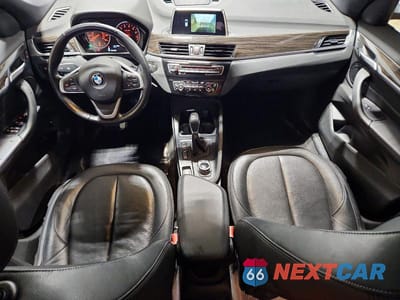 Zdjęcie 8 z 13 samochodu: 2018 BMW X1 XDRIVE28I VIN:WBXHT3C34J5K21402 - miniatura
