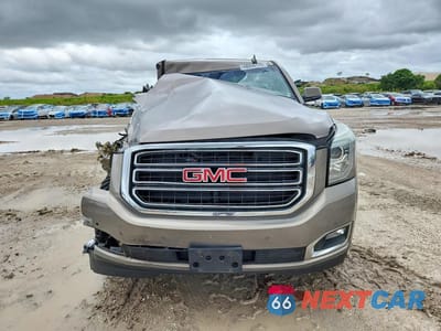 Piąte zdjęcie samochodu w środku: 2019 GMC YUKON XL C1500 SLE VIN:1GKS1FKC9KR110256 - miniatura