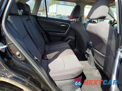 Zdjęcie 10 z 13 samochodu: 2024 TOYOTA RAV4 HYBRID XLE VIN:JTMRWRFV3RD209462 - miniatura