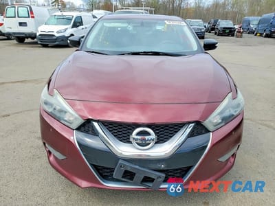 Piąte zdjęcie samochodu w środku: 2016 NISSAN MAXIMA 3.5 SR VIN:1N4AA6AP8GC403772 - miniatura