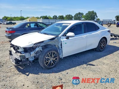 2021 TOYOTA CAMRY SE 4T1G11AK4MU528605 - główne zdjęcie licytacji z USA - miniatura