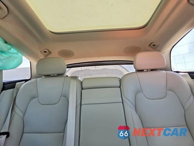 Zdjęcie 10 z 13 samochodu: 2021 VOLVO XC60 T5 INSCRIPTION VIN:YV4102RL0M1709974 - miniatura