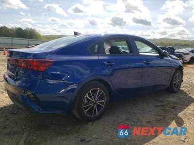 Trzecie zdjęcie samochodu z tyłu: 2024 KIA FORTE LXS VIN:3KPF24ADXRE804808 - miniatura